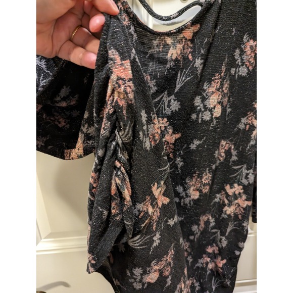 Faded Glory Women's 4X (26W/28W) Black Floral Sparkle Top Back Straps - Picture 4 of 6